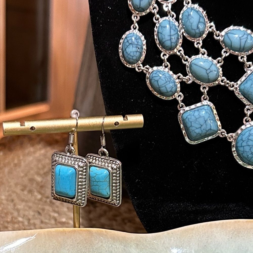 Blue & Silver Statement Necklace with Matching Earrings - Picture 2 of 3